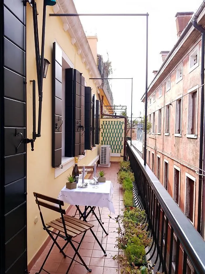 Ca' Dea Gondoea Apartment Venice 0*,